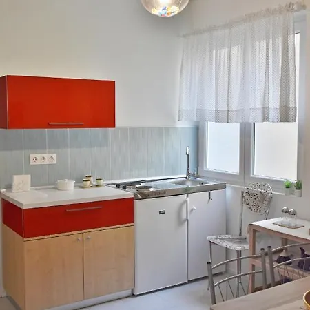 Short Appartamento *